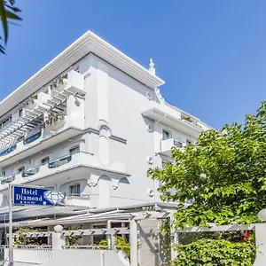 4* Hotel Diamond